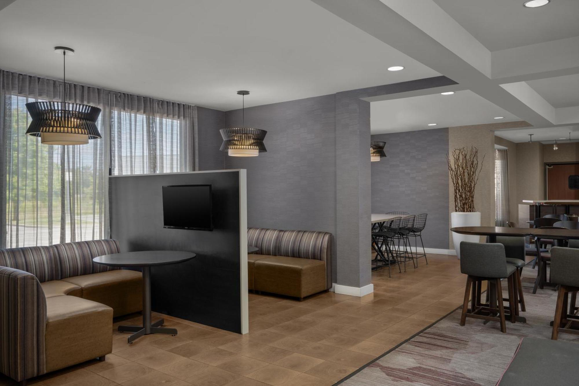 Courtyard Indianapolis Northwest Hotel Luaran gambar